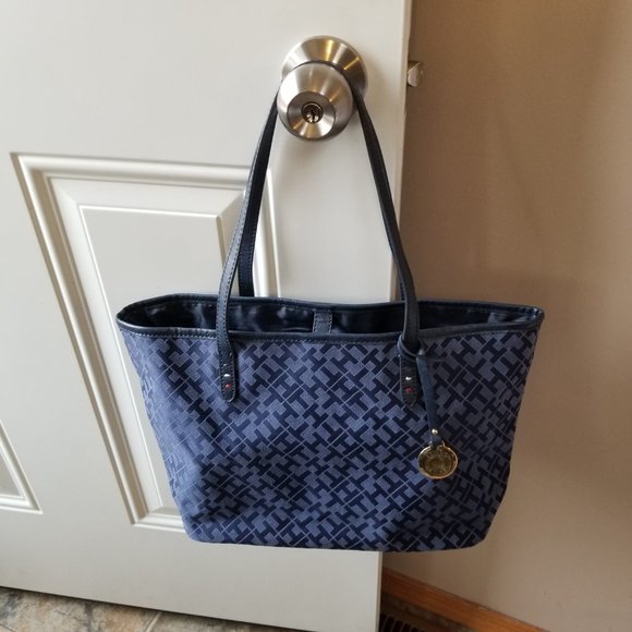 Tommy Hilfiger Monogram Faux Leather Tote - Picture 3 of 14